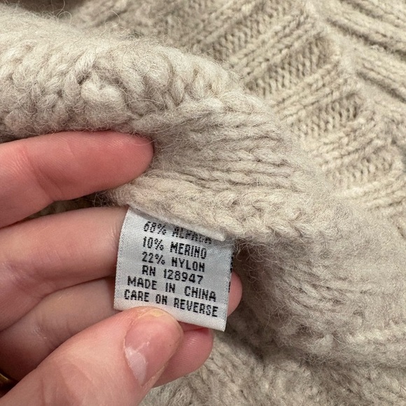 Nili Lotan Sweater Large - Picture 3 of 6